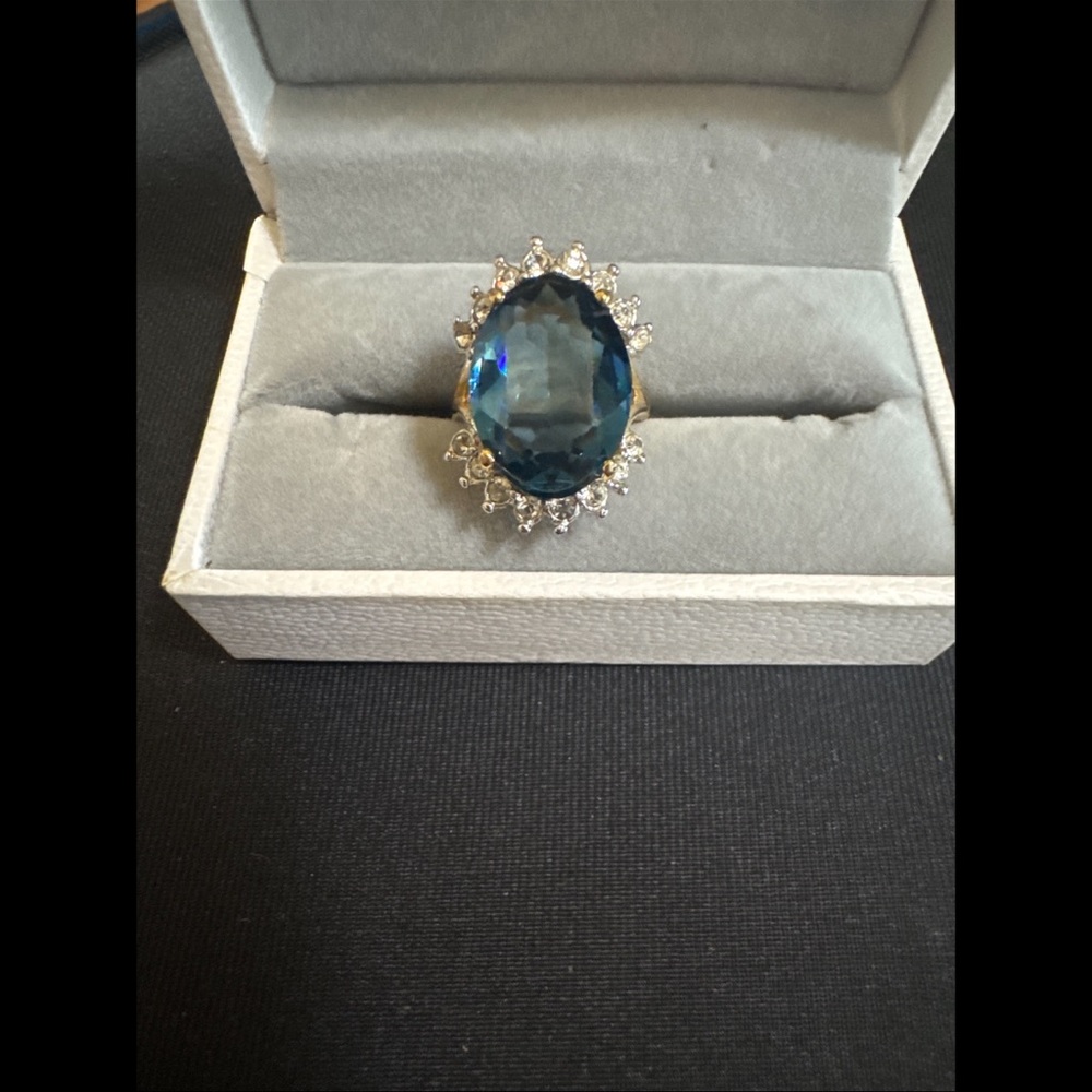 Elegant London Blue Topaz woman’s Ring